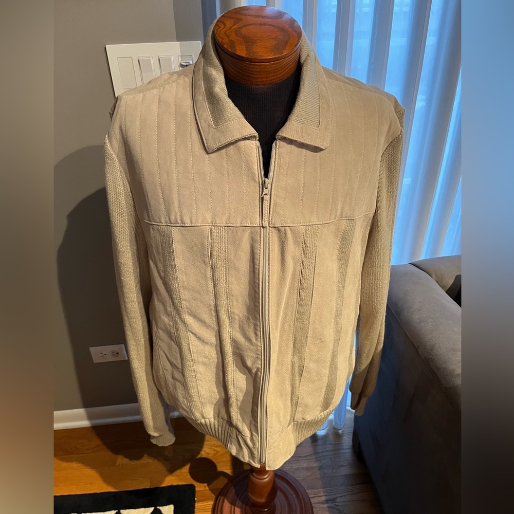 Men’s leather knit & acrylic jacket.  Made by genuine windbreaker. Size xxl.